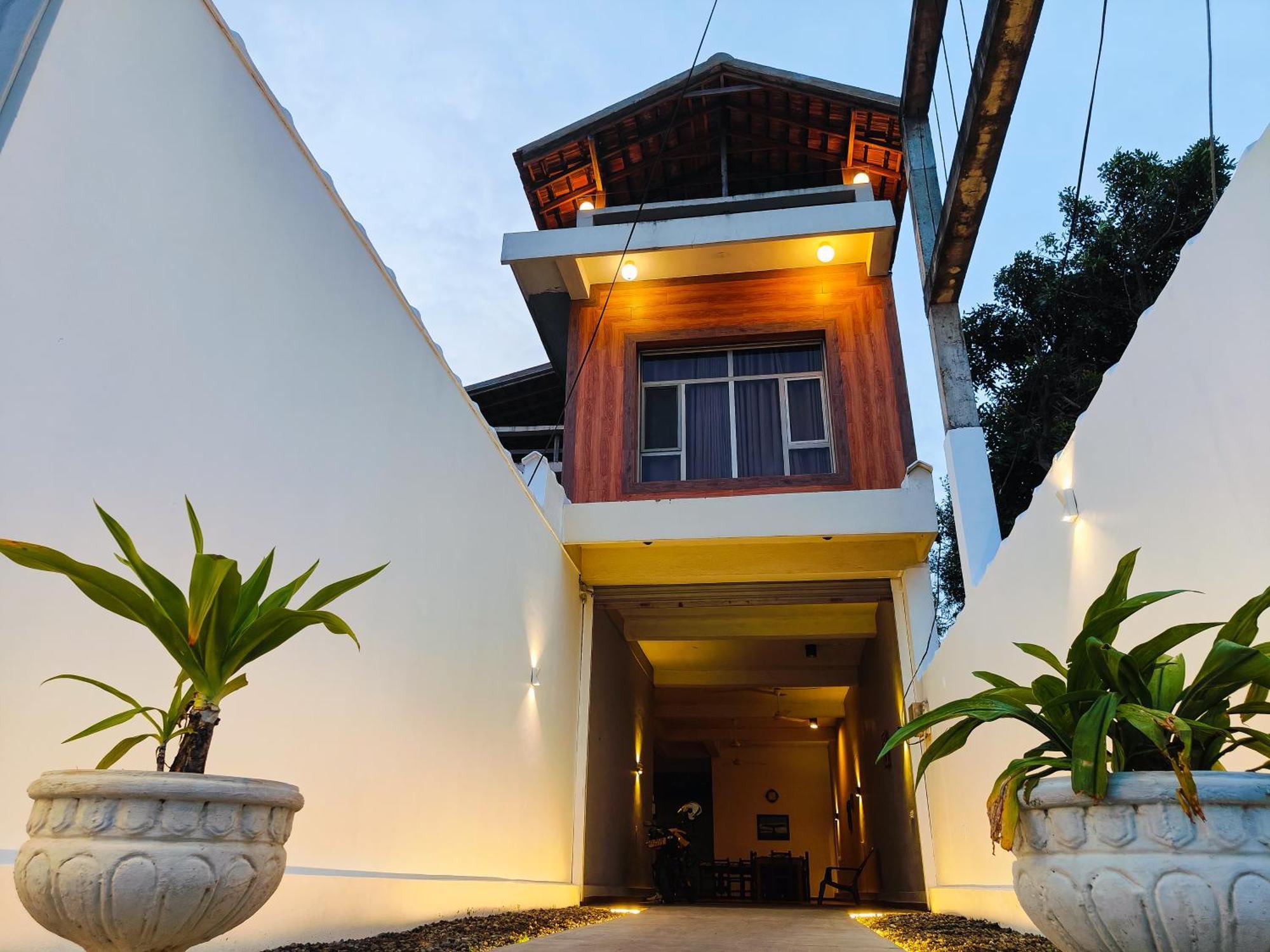 Royal Point Arugambay Hotel อารูกัมเบย์ ภายนอก รูปภาพ